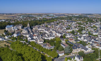 Votre pilote drone à Meung-sur-Loire prestation photo video et imagerie technique