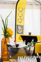 photo saut à boisson au cours d'une soirée de gala pour l'inauguration de l'agence GCC en région Centre Val de Loire